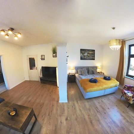 Federtraum Mit Sauna Sehr Gemuetlich, Neu Dresden Bagian luar foto
