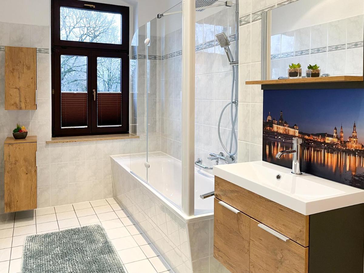 Federtraum Mit Sauna Sehr Gemuetlich, Neu Dresden Bagian luar foto
